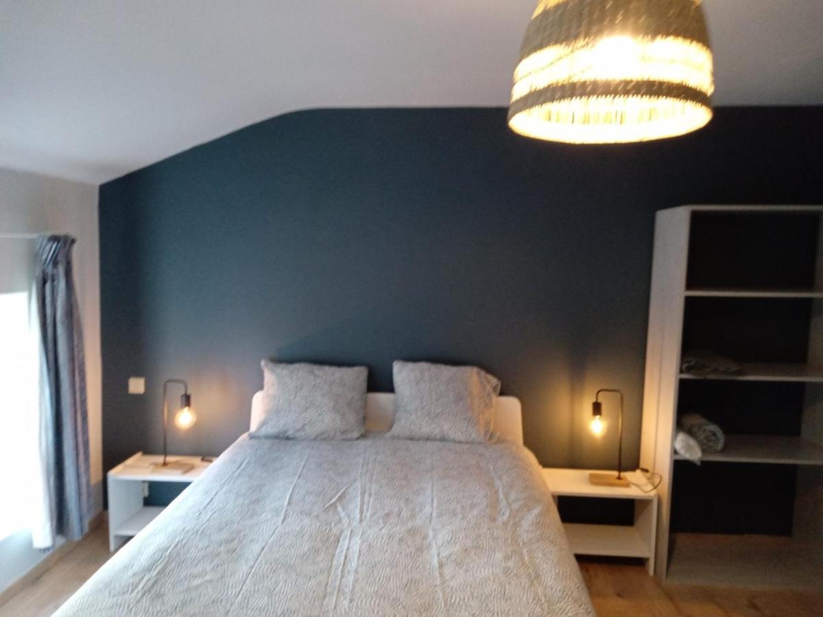 Le Vieux Noyer Bed & Breakfast Nassogne ภายนอก รูปภาพ